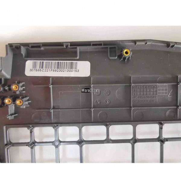 TOPCASE CHÂSSIS AVEC CLAVIER TOPCASE CHÂSSIS AVEC CLAVIER